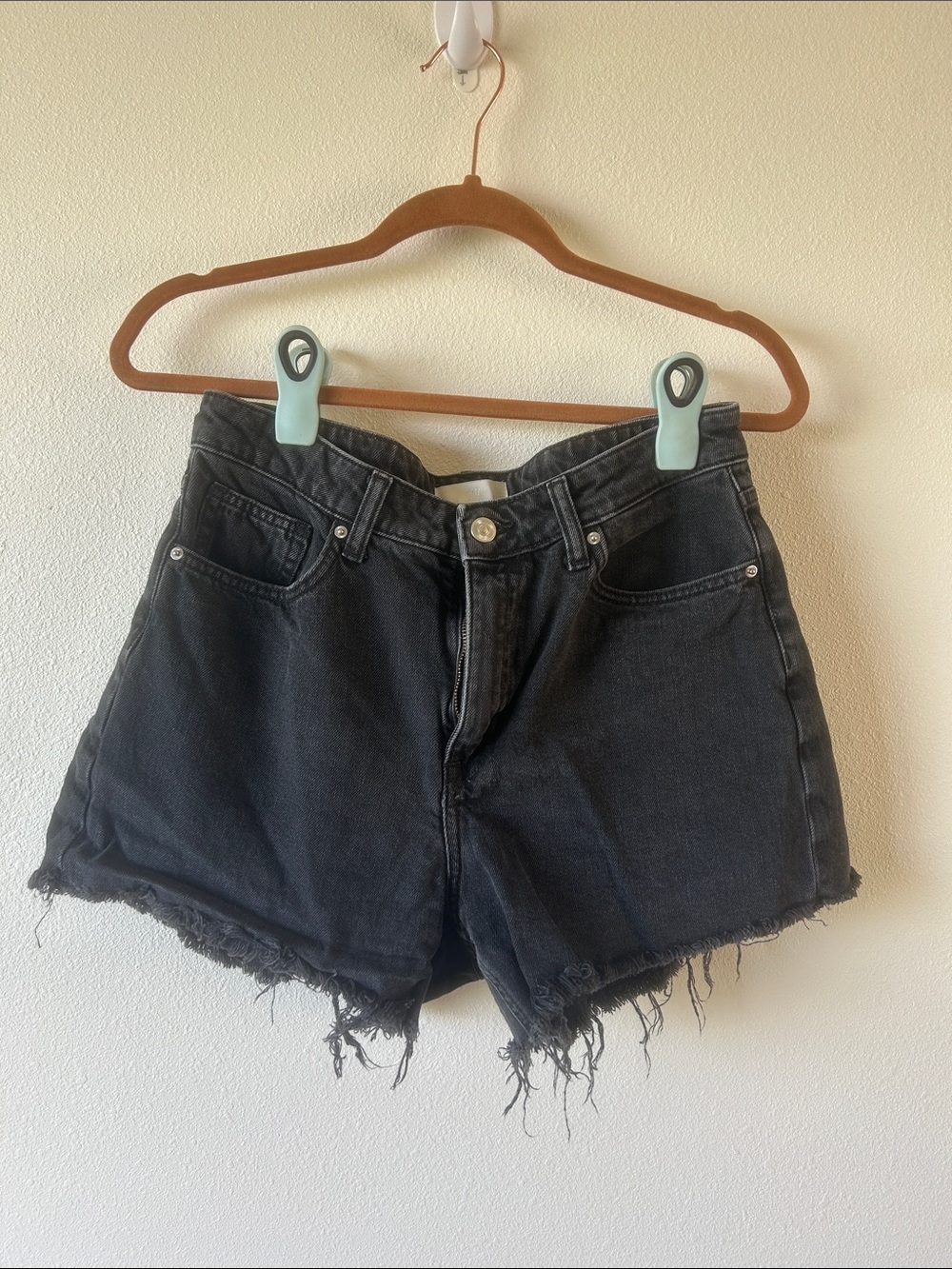 H&M Black High-Rise Frayed Denim Shorts Vintage
